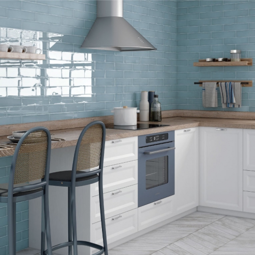 可蘿妮手刷地鐵磚